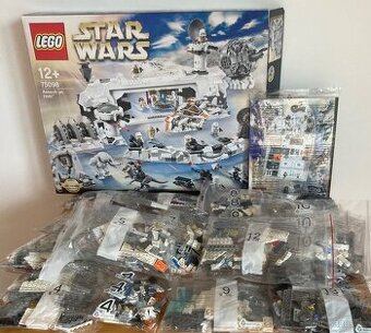 Lego SW 75098 Útok na Hoth - kompletní základna