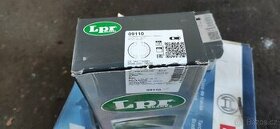 2ks brzd.kotoučů, 4ks desky 4ks obložení l