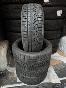 4ks 215/40 R17 Nokian  ziumní 90%