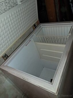 Pultový mrazák 500l