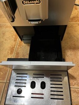 Kávovar  na náhradní díly