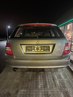 Mercedes c220 w204 náhradní díly