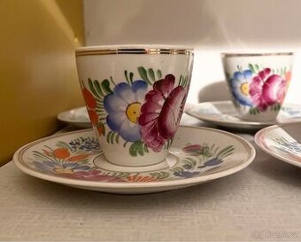 Retro šálky s podšálky – ručně malovaný porcelán (DPRK)