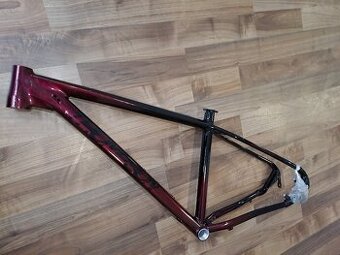 Nový nepoužitý hliníkový rám Thompson Element / 29er / velik