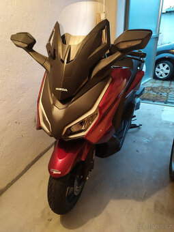 Honda Forza 350 - NOVÁ