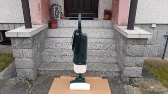 Vysavač Vorwerk 121 s elektronickou klepaci hlavicí