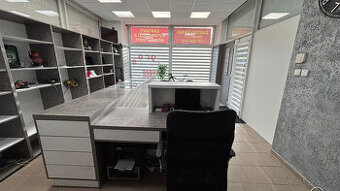 Prodejní pult s regálem - 1