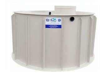 Retenční nádrž na vodu k obetonování 8 m3