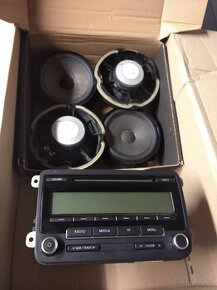Originální rádio Volkswagen RCD 310 a reproduktory 165