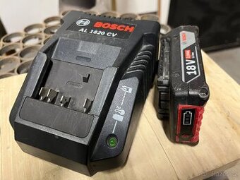 Bosch nabíječka s aku 18v