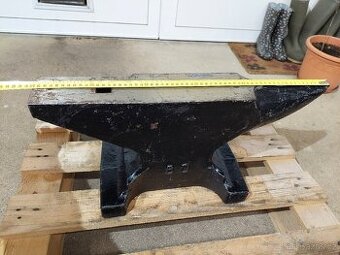 Kovářská kovadlina 80kg - nová - uloženka