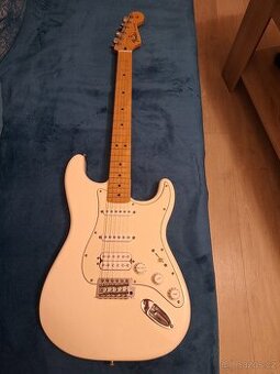 Prodám kytaru Fender Stratocaster