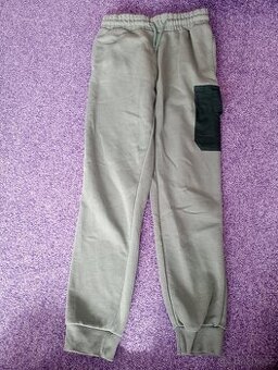 Tepláky, vel. 146/152