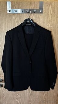 Pánský oblek ZARA MAN, velikosti eur 52
