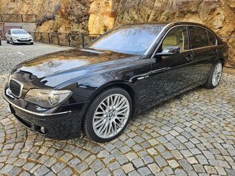 BMW 760 Li 327 kW r.v. 2005 1.majitel, 33.700 km TOP stav