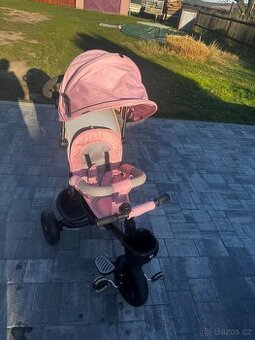 Kinderkraft Tříkolka AVEO růžová