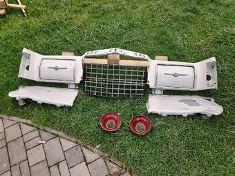 Ford Thunderbird predni maska - 1