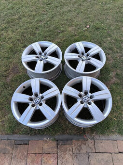 4 org. ALU kola VW 17´, 5x112 PASSAT, TOURAN