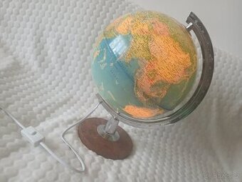 Globus svítící dle fotek