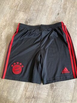 Fc Bayern Mnichov 176cm
