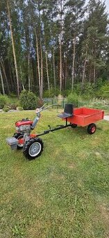 Malotraktor Balcar s vozíkem
