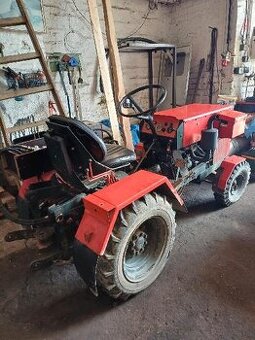 Malotraktor s hydraulikou