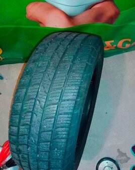 Celoroční pneu SUV 225/55R18