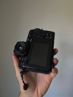Nikon Z8