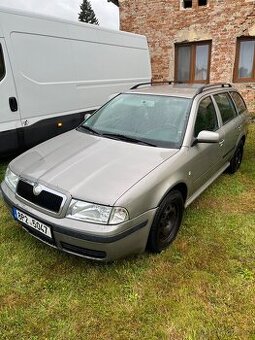 Skoda octavia 1