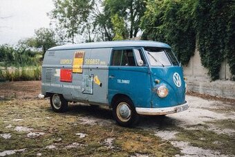 VW T1 1961 logo bus