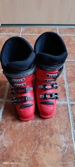 Sjezdové lyže a lyžáky