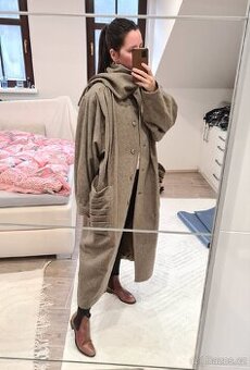 Prodám luxusní vintage kabát z přehlídky vel.M