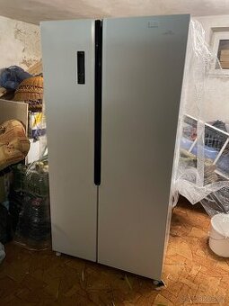 Americká lednice ETA - 1