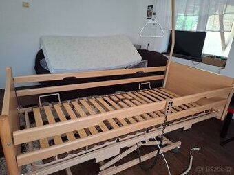 Elektrická polohovací postel
