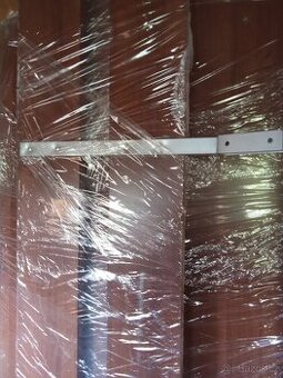 Postel dřevěná pěkná, dětská postýlka