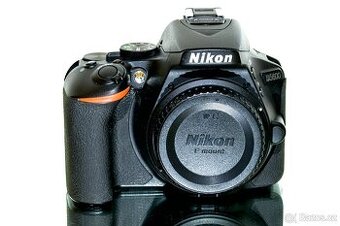 Nikon D5600 tělo TOP STAV