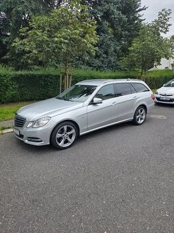 Prodám Mercedes Benz E 350 4 matik