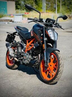 Ktm Duke 125   1071km