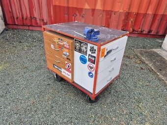 Dílenský pracovní stůl-ponk