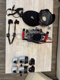 Podvodní pouzdro na fot.Nikon. D7000, vč.světel/blesků