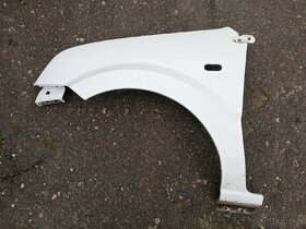 Prodám levý přední blatník ford fusion