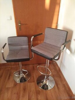 Barové židle výškově stavitelné