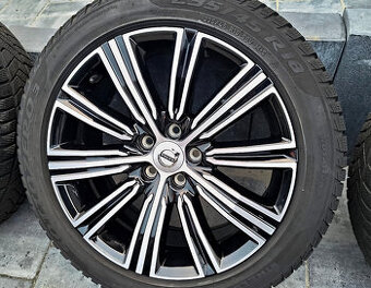 18 originál VOLVO V60 V90 zimní ❄️ Pirelli 235/45 R18