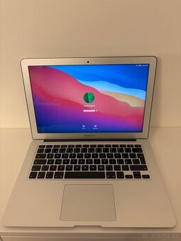 MacBook Air (13", 2014, 125GB) + Apple magic mouse