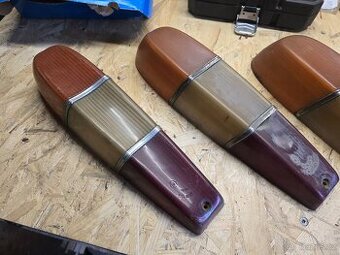 Tatra 603 zadní kryt světla