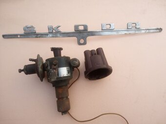 Škoda MB 1000 blatník LZ, nápis