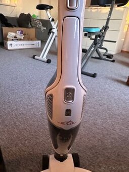 Tyčový vysavač ETA Moneto 6449 bílý