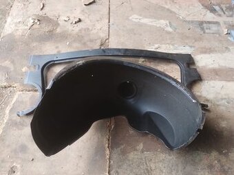 Trabant 601 kombi plechařina