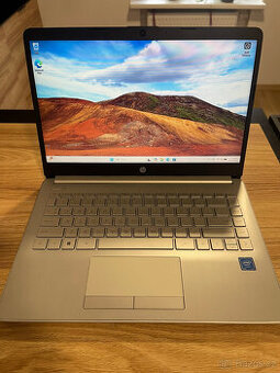 HP Stream 14" (Intel Celeron N4120, 4GB RAM, 64 GB eMMC)