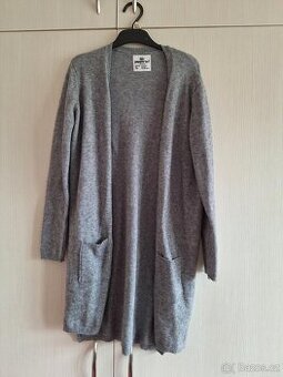 šedý chlupatý svetr Pepperts 134/140